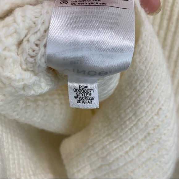 VINCE WOMEN’S MIXED STITCH FUNNEL NECK PULLOVER SWEATER - Picture 6 of 7